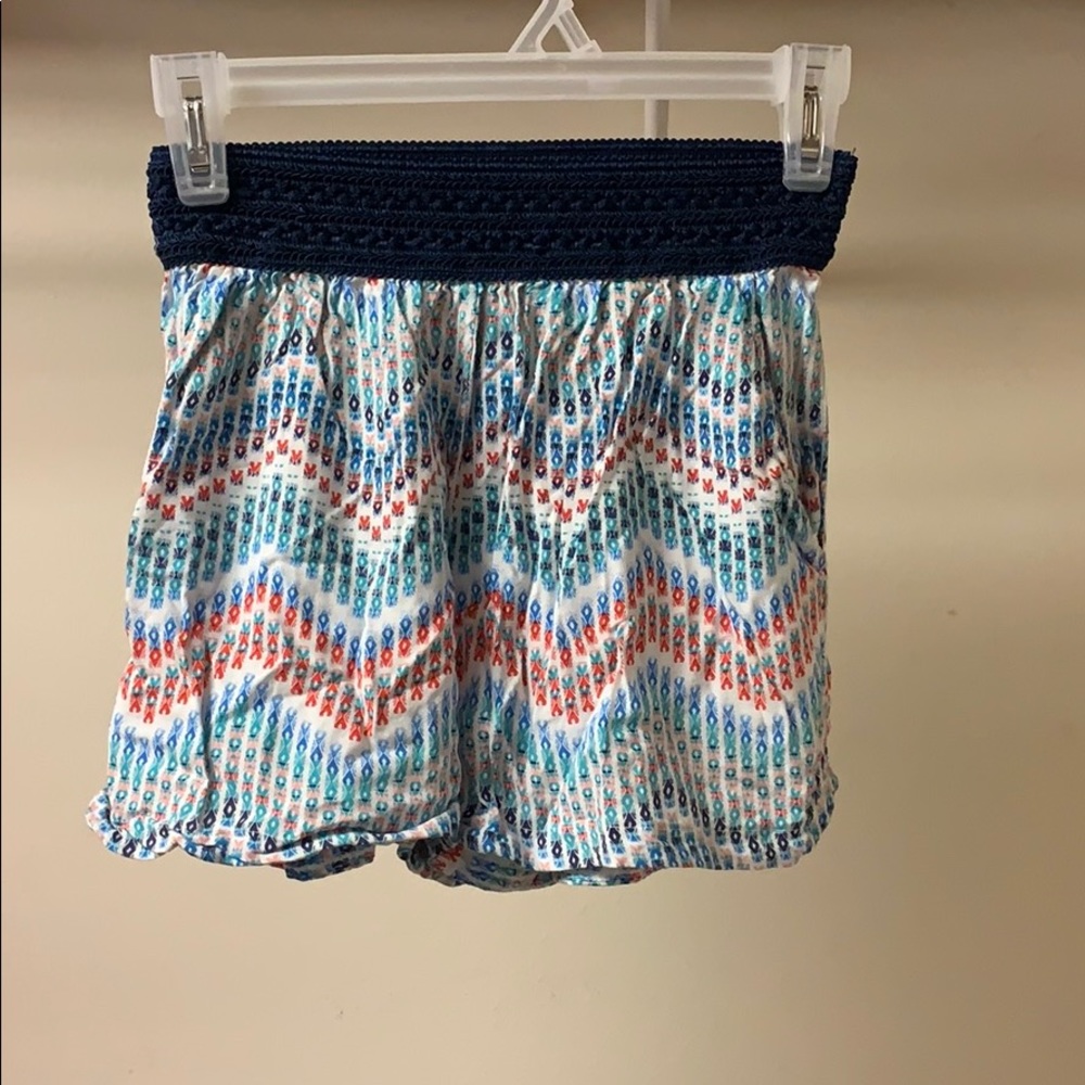2 pairs of shorts